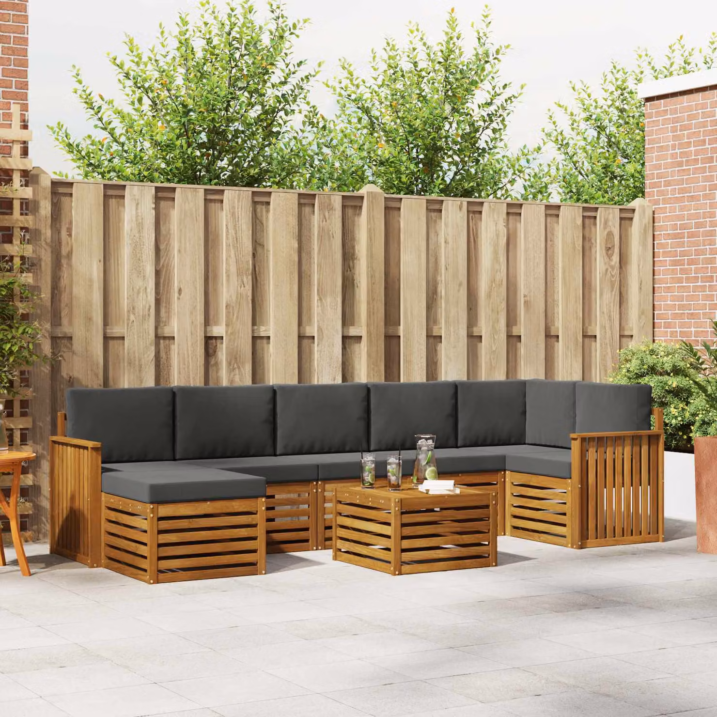 Set di divani da esterno vidaXL 8 pz in legno di acacia con forme a L, tavolo da caffè e pouf, beige e antracite