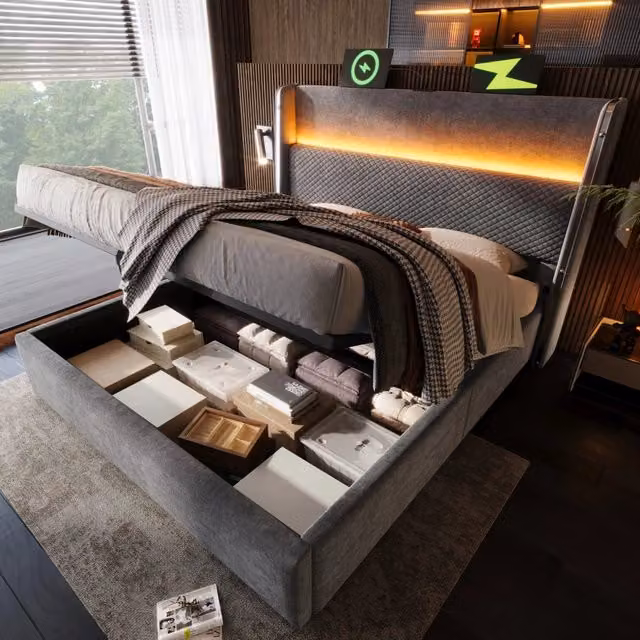 Letto matrimoniale MODFU con contenitore e testiera alta in tessuto grigio, dotato di illuminazione LED e porte USB/Type-C, dimensioni 180 x 200 cm