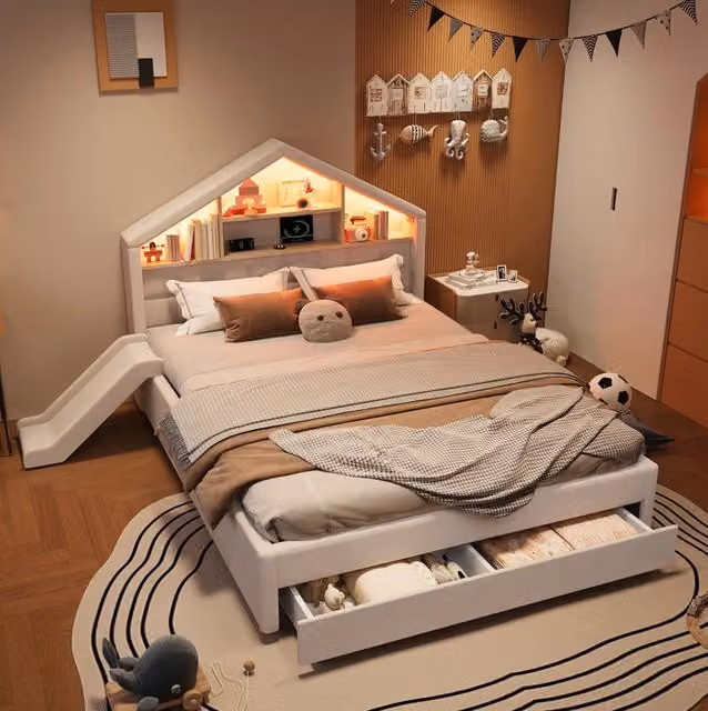 Letto per bambini imbottito 140x200 cm in velluto beige con scivolo reversibile; LED e cassone