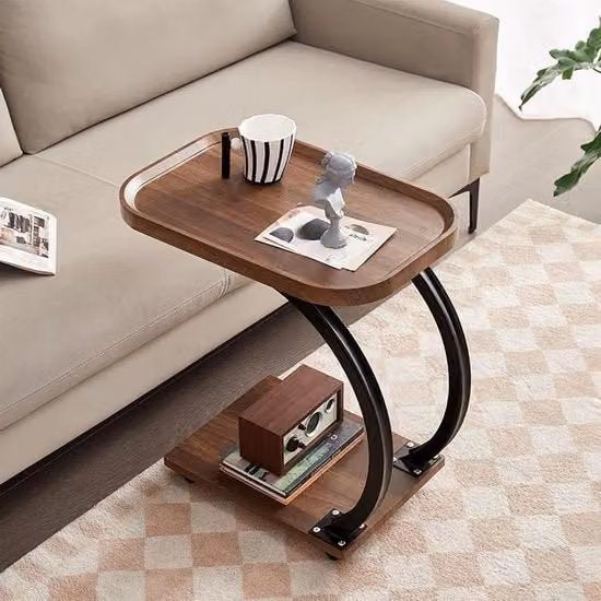 Tavolo di servizio a forma di C con ruote - Tavolo salotto in legno con struttura metallica - Design industriale - 52 x 34 x 60 cm