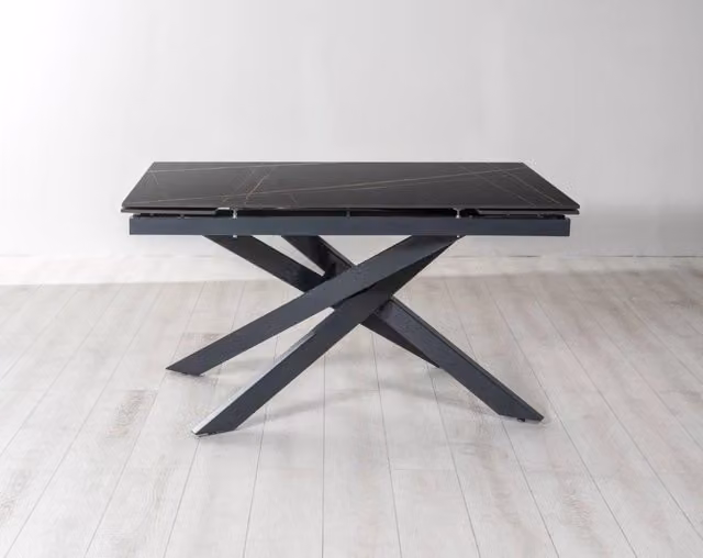 Tavolo da pranzo allungabile Ares di GIORDANOSHOP in ceramica effetto marmo nero opaco L/P/H: 140/200 x 80 x 76 cm