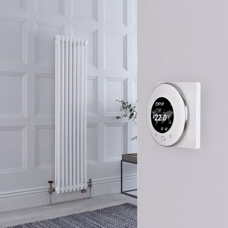 Radiatore Misto Verticale Bianco Doppio con Valvole in Nichel Satinato con Termostato WiFi - 1500mm x 380mm - Regent