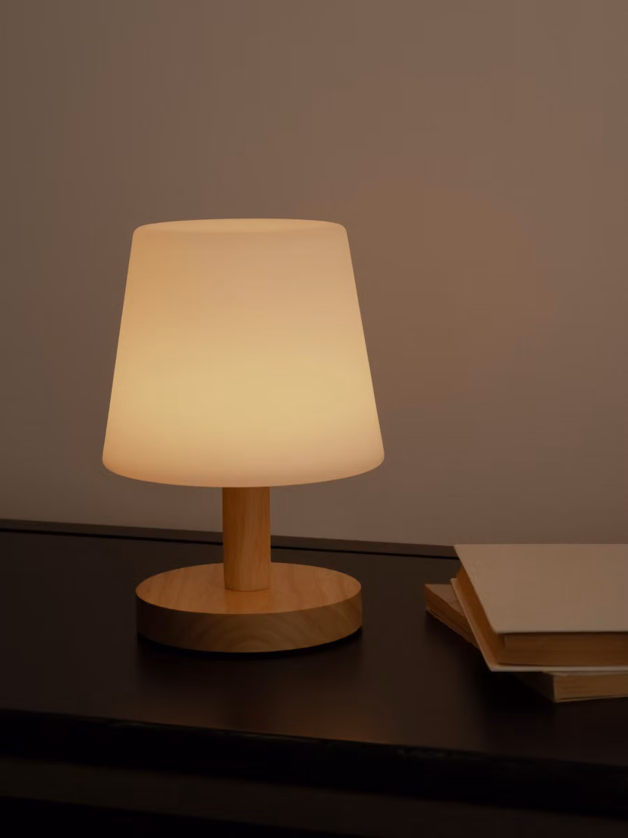 Lampada da tavolo da giardino in legno Kenay Home, colore bianco e legno – 2