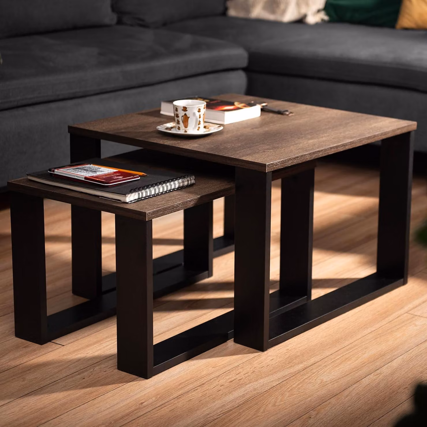 Tavolino set di 2 - MDF - Nero e naturale - 37/42 x 30/50 cm - Dimensioni regolabili - Per salotto e camera da letto