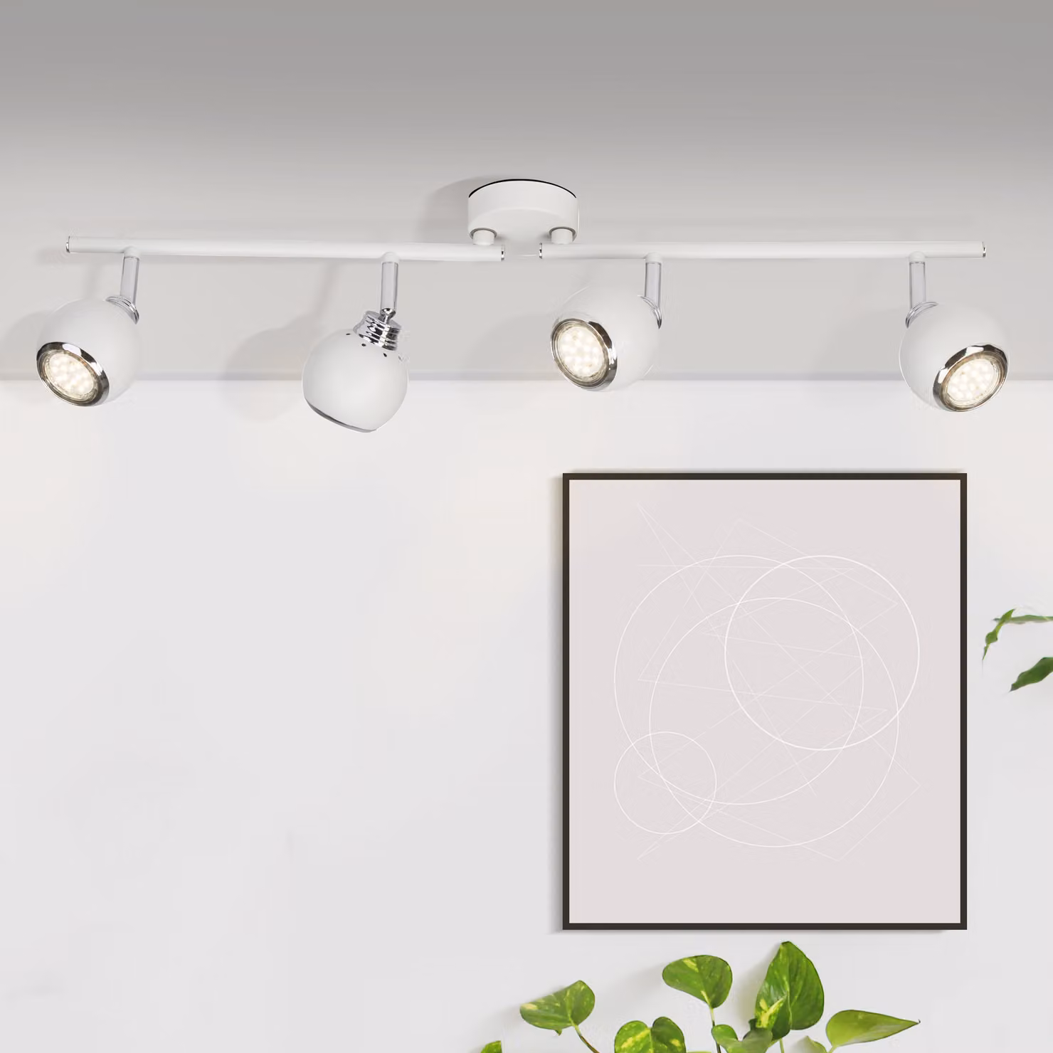 BRILLIANT LED Spot Ina | lampada da soffitto dal design essenziale | 4 punti luce | metallo | bianco/cromo | testa orientabile | 4x GU10 max 20 W