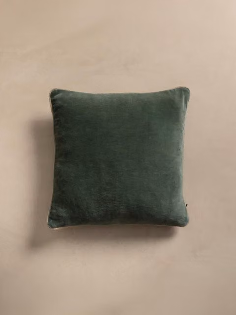 Cuscino Delhi verde menta in velluto e cotone Kenay Home L/P: 45 x 45 cm