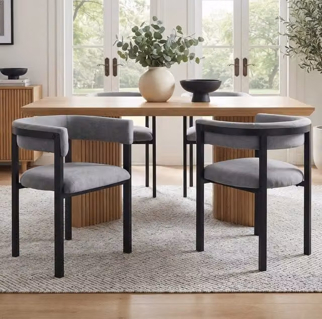 Set di 4 Sedie da Pranzo con Schienale Avvolgente in Chenille Grigio, Struttura in Metallo, Adatte per Ristorante e Casa