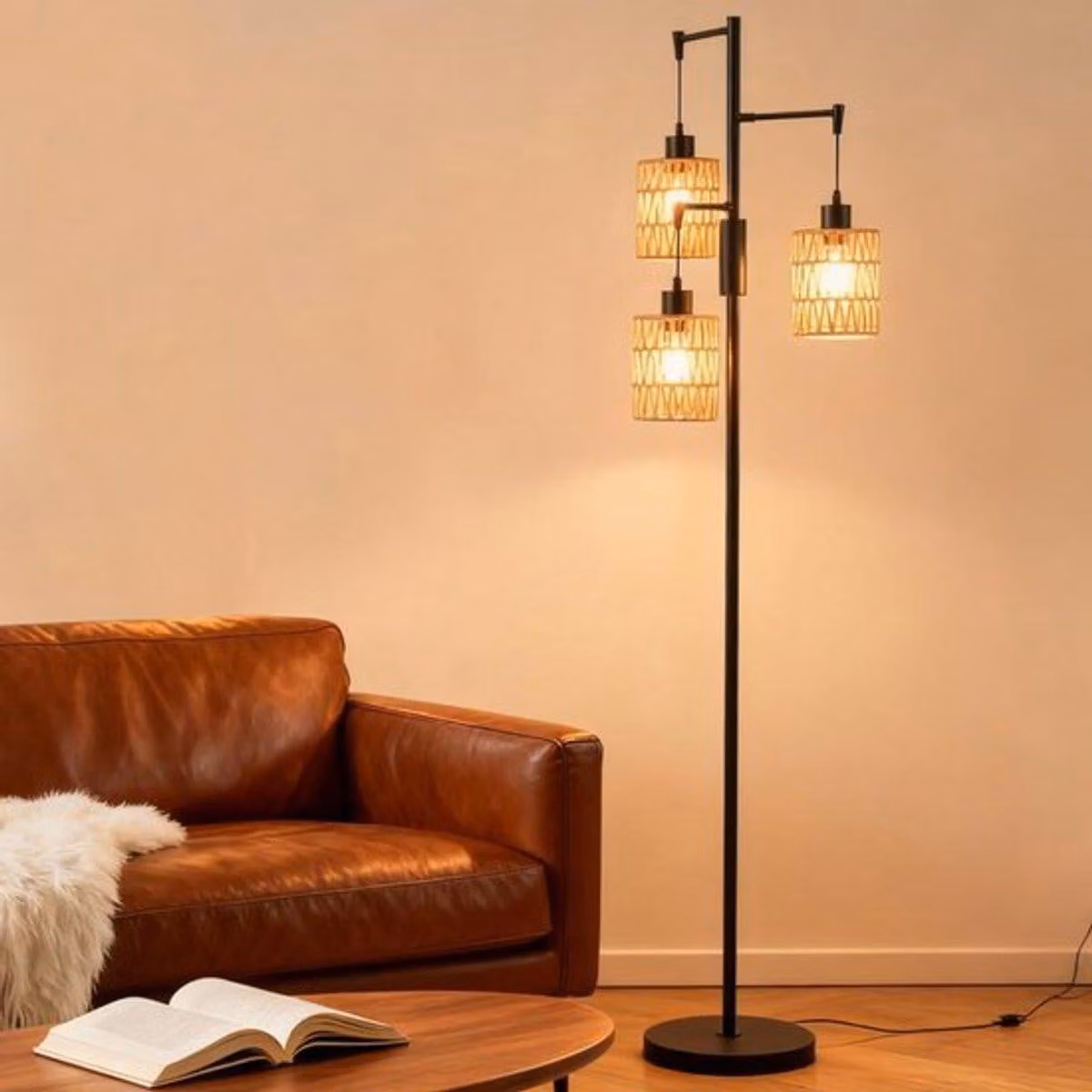 Lampada da terra in stile boho - Paralume in rattan - Altezza 61,8 cm - 3 luci - Lampada da terra a LED - Illuminazione per soggiorno