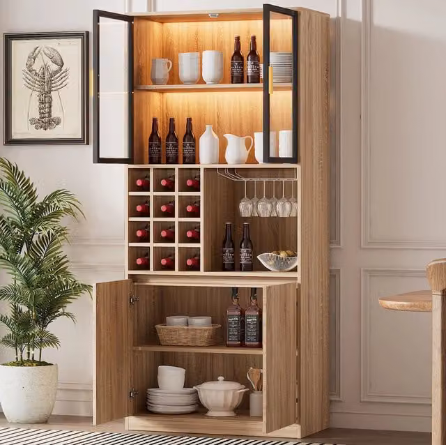 Vetrina con ante in vetro; illuminazione LED e portabicchieri removibile naturale HOMVRA