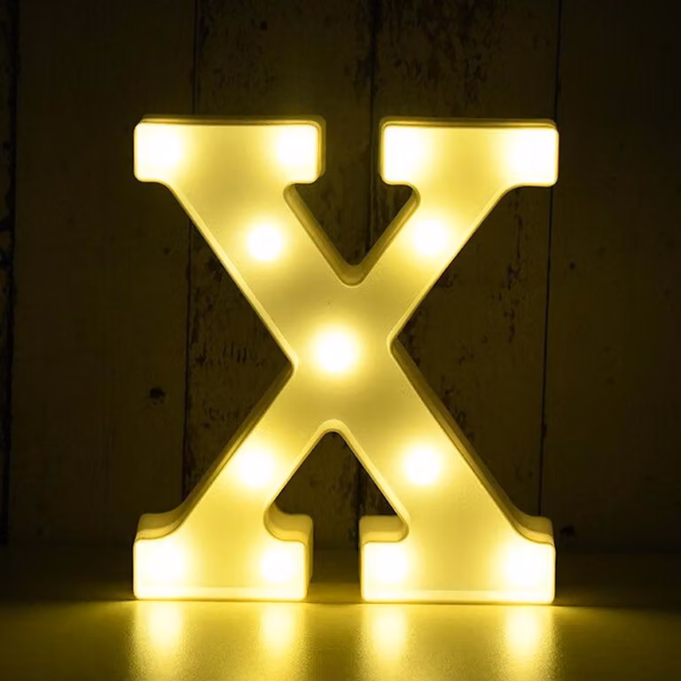 Lettera 3D illuminata a LED, lettera X da 22 cm