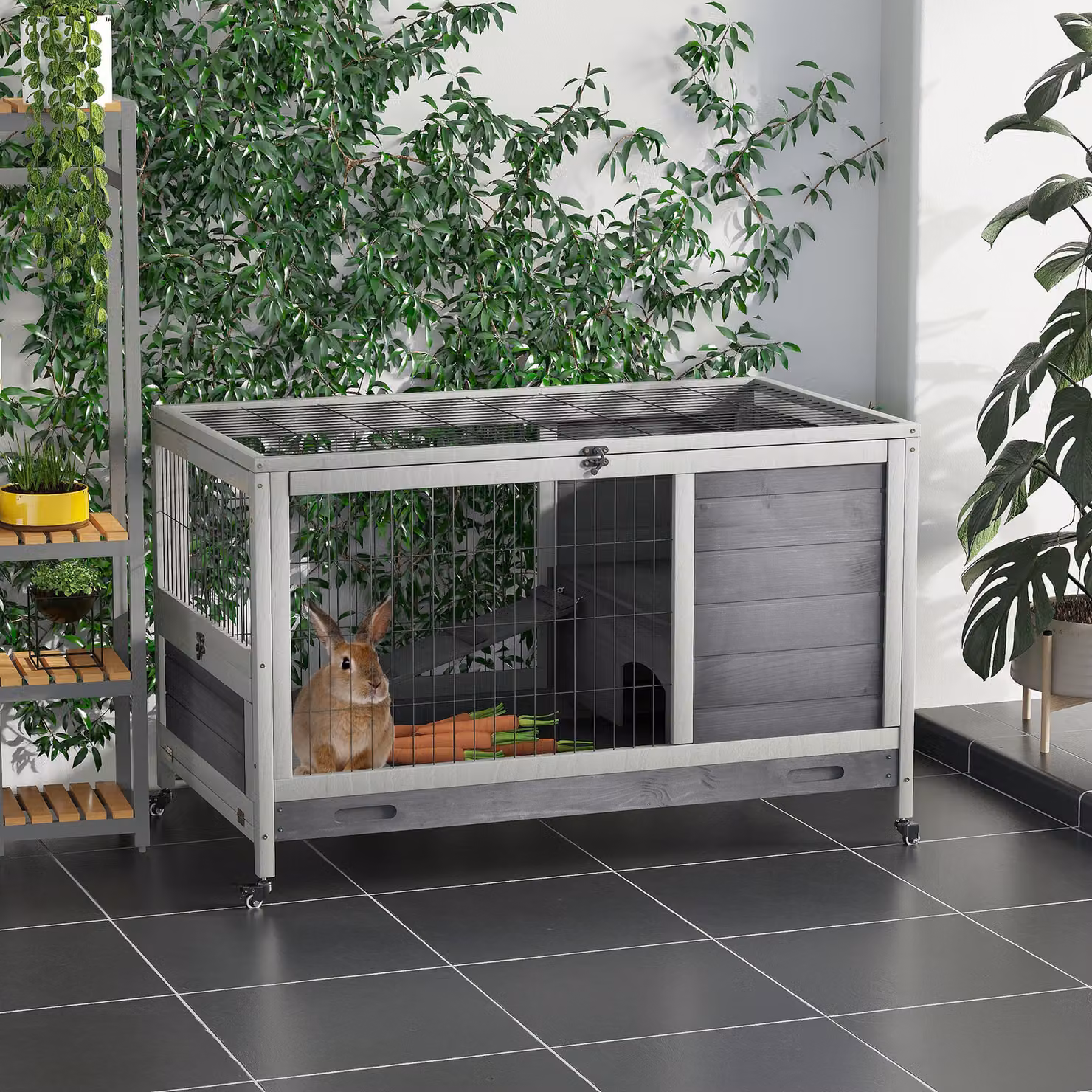 Conigliera in legno PawHut con 4 ruote e rampa, casetta per piccoli animali in legno di abete, Grigio, L 90 cm x P 53 cm x H 59 cm – 2