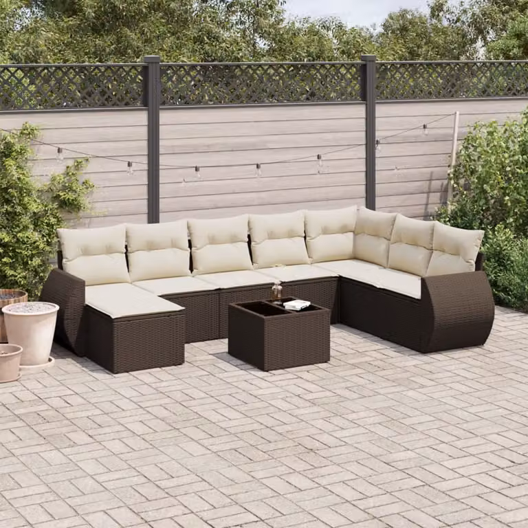 vidaXL Set Divani da Giardino a L 9pz in Polyrattan Marrone con Cuscini Bianchi e Tavolino