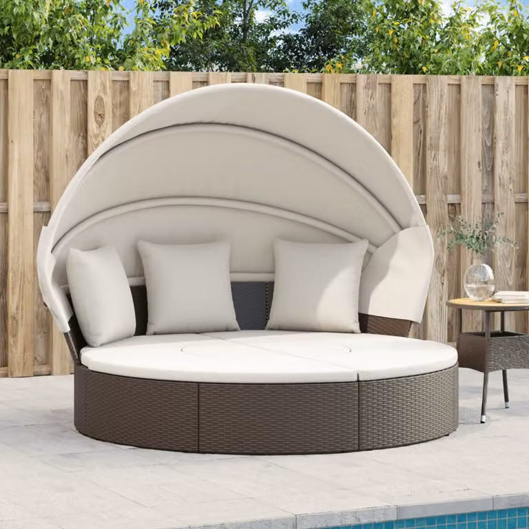 Lettino prendisole da esterno vidaXL con tetto parasole e cuscini, struttura in polyrattan e acciaio verniciato, colori marrone e bianco