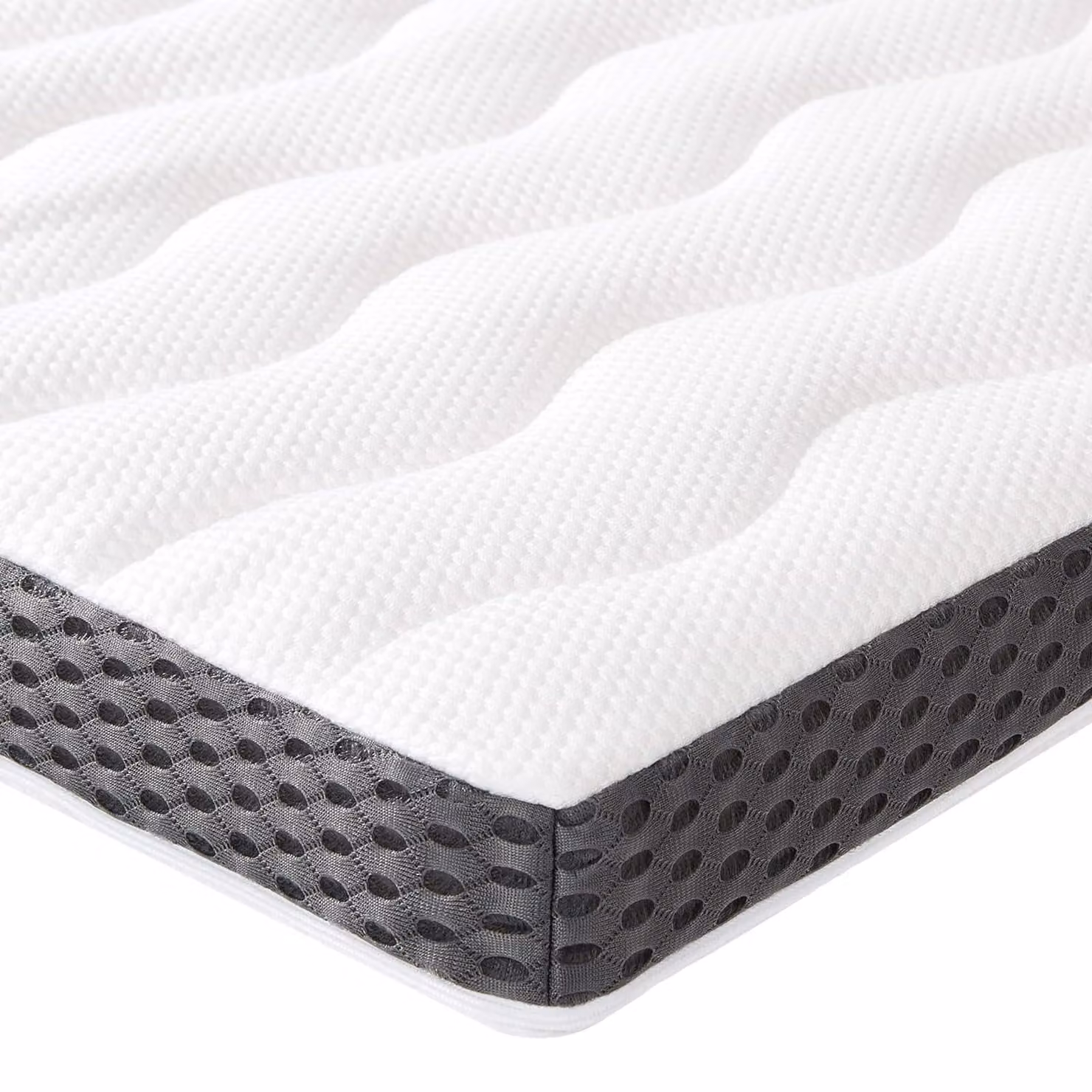 A. Soprammatratzo in memory foam, rivestito in peluche, dimensioni 180 x 200 cm, altezza 7 cm