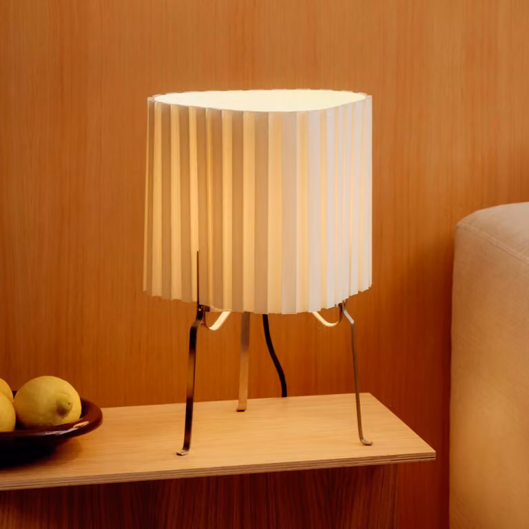 HAY Lampada da tavolo Canelé, Bianco / Opale, Soggiorno / Sala da pranzo, Tessuto / Stoffa / Seta, Design, Lampada da tavolo