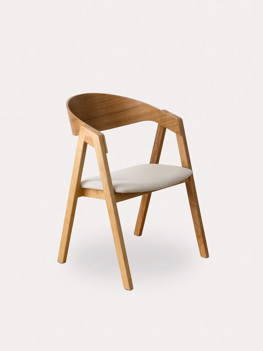 Sedia imbottita Bent Kenay Home in legno di rubberwood impiallacciato rovere naturale e tessuto beige o grigio per la tua zona dining – 2