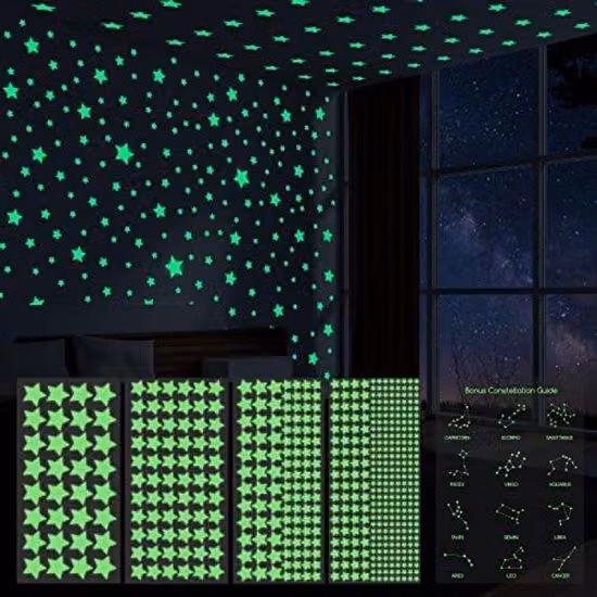 Adesivi murali a forma di stella che brillano, confezione da 500 pezzi, luminosi, autoadesivi, ideali per la decorazione della camera da letto dei bambini