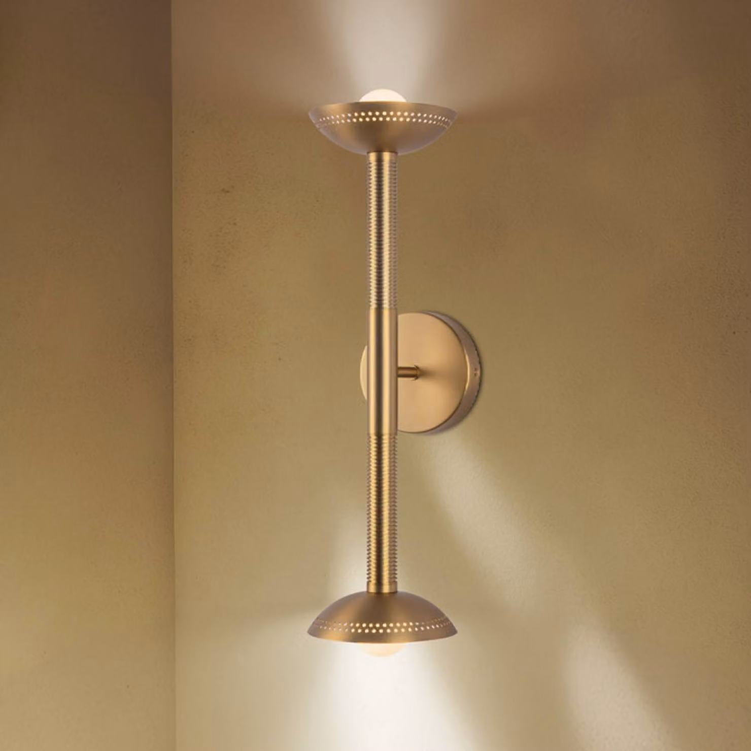 Elstead Applique da parete Arden, dimmerabile, Ottone / Oro, Soggiorno / Sala da pranzo, Alluminio, Moderno, Applique