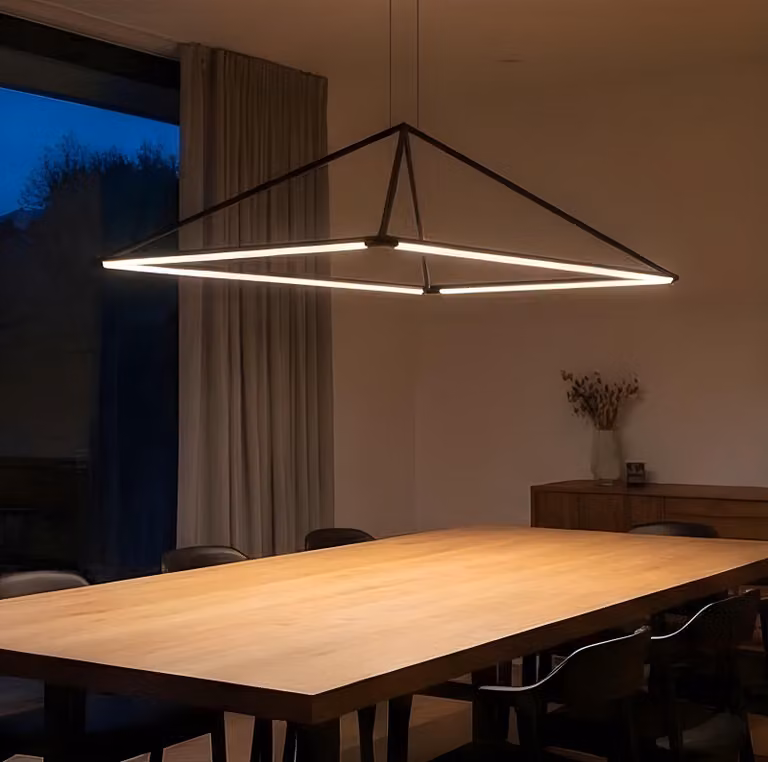 Lampada a sospensione LED C4, 38 W, luce bianco caldo, 2596 lumen, colore nero