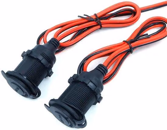 Accendisigari per uso navale 12 V/24 V CC con terminali a occhiello e 2 cavi per batteria