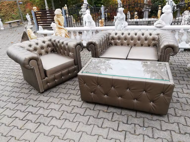 Design Chesterfield Sofagarnitur 2+1 + Couchtisch Couch Polster Gold Sofa Sofas