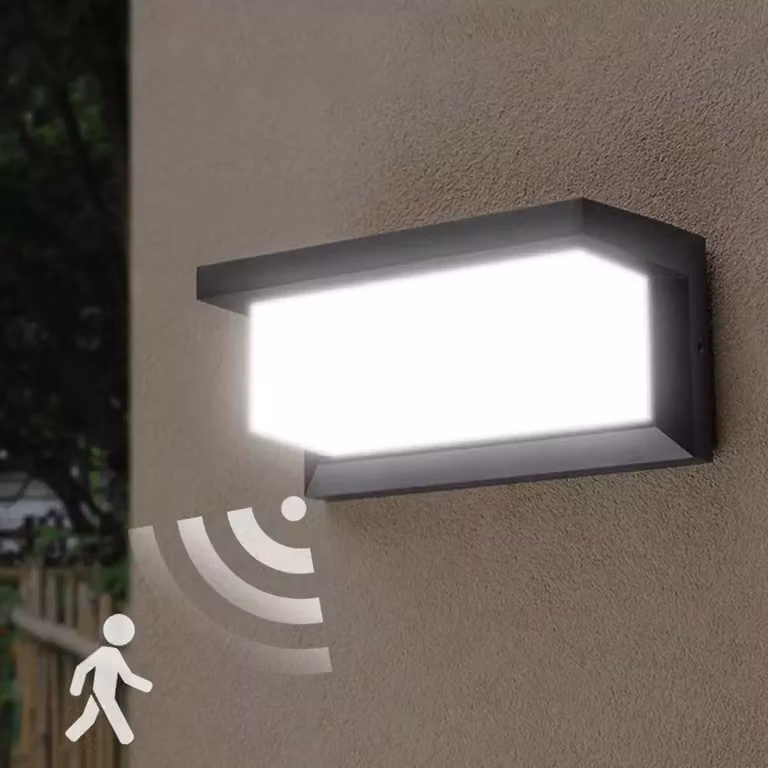 Lampada da esterno a LED con sensore di movimento, applique da parete, grado di protezione IP65, colore antracite, potenza 18W