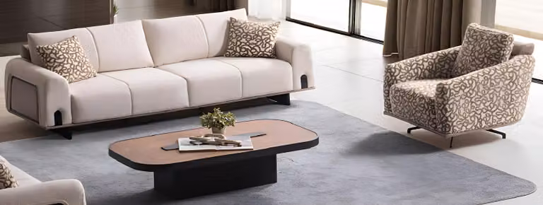 Elegantes 3-Sitzer-Sofa mit passendem Sessel im modernen Design