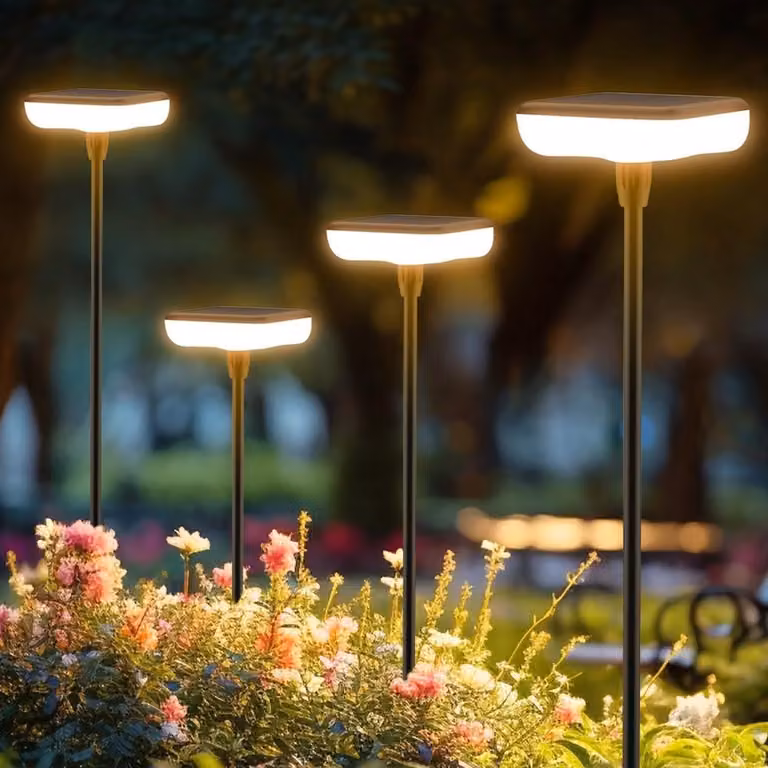 Lampada solare da giardino - Luce per sentiero - 4 pezzi - 34 lumen - IP65 - Per giardino e vialetto