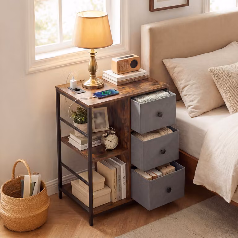 Armadio organizer Costway in stile industriale con ripiani e cassetti, comodino a 3 livelli con tasche laterali per camera da letto o soggiorno, Marrone rustico