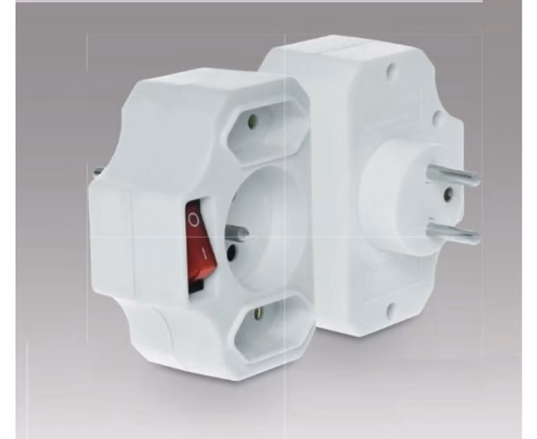 Ciabatta multipresa con interruttore, 1 presa con/senza connettore europeo + 2 prese con connettore europeo, colore bianco, modello R-12WS-B