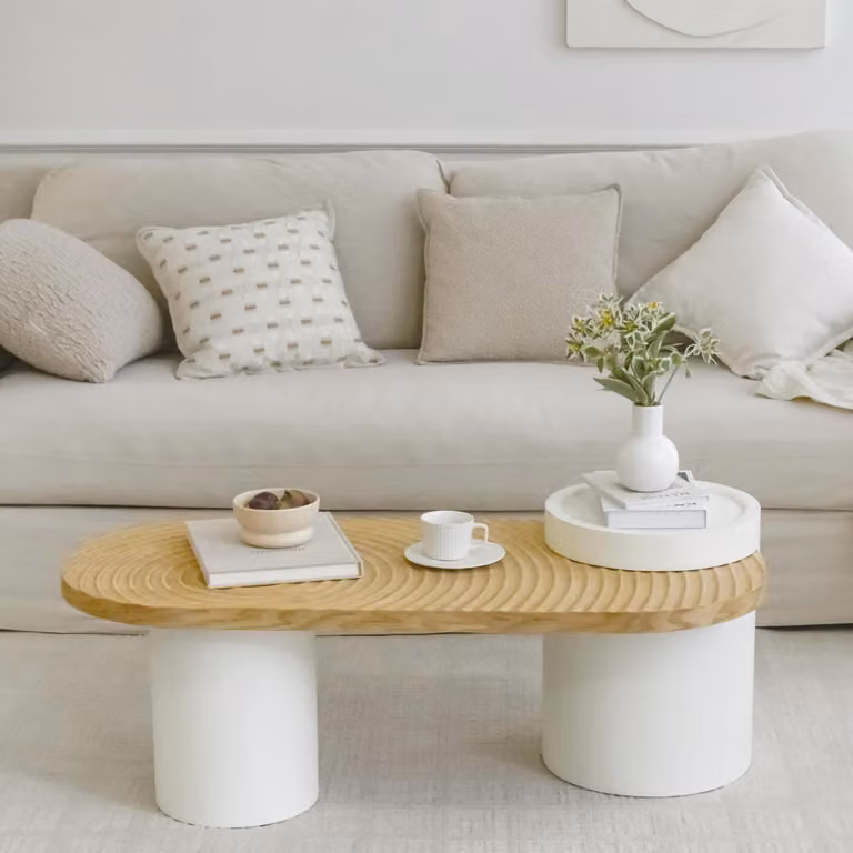 Tavolino da caffè in legno, forma ovale, design moderno, finitura in legno naturale e bianco, dimensioni 110x50x43 cm