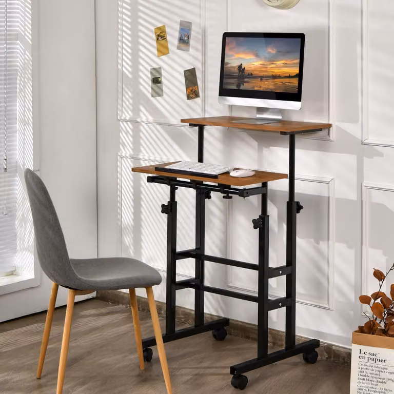 Scrivania regolabile in altezza Costway con ruote e manovella, postazione di lavoro moderna in noce per home office