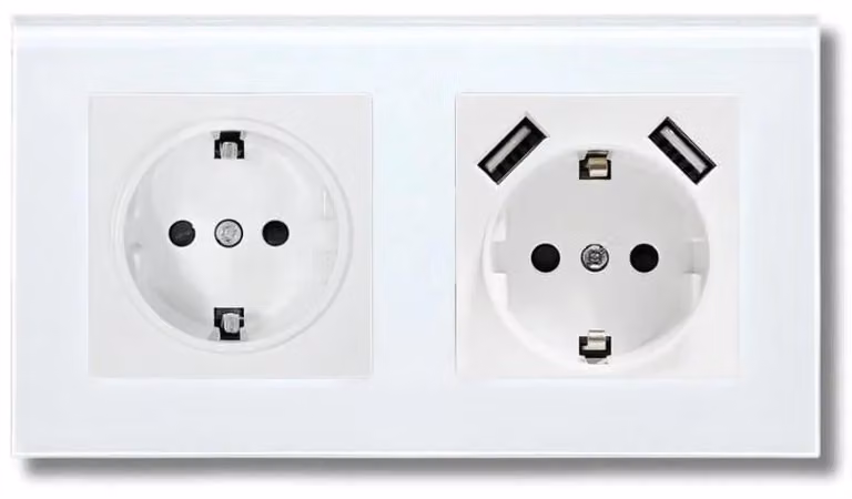 Presa doppia cornice vetro temperato, 2 porte USB-A, iUni US2, 16A