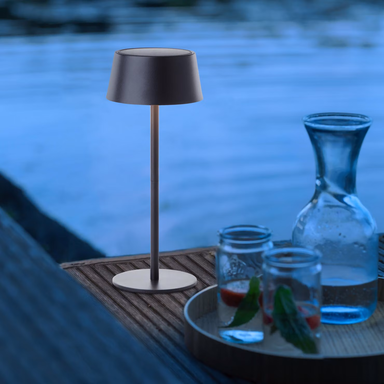 Lampada da tavolo a LED per esterni, solare, dimmer a 3 livelli, 30cm, Ø13cm, 300lm
