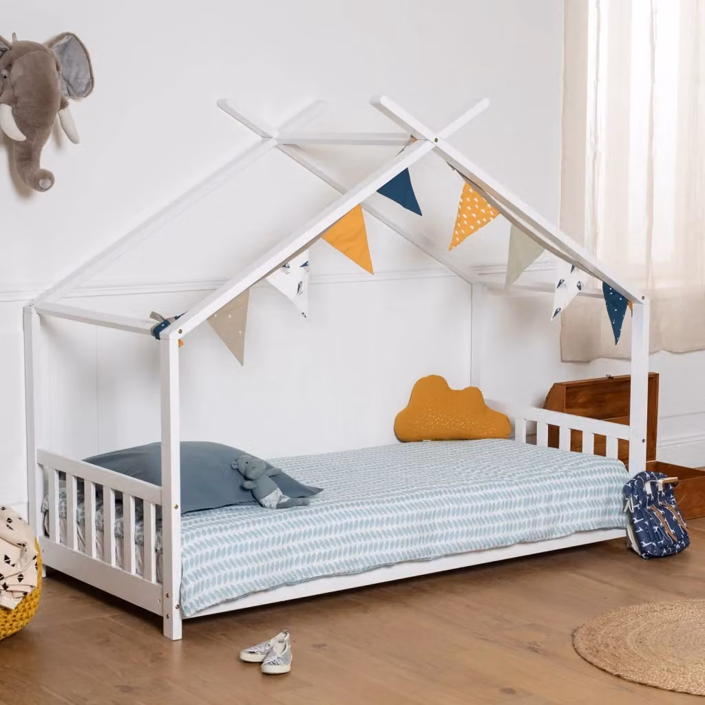 Letto per bambini GASPARD in legno di pino bianco con struttura a casetta L/P: 190 x 90 cm – 2
