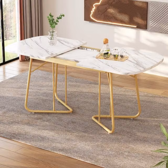 Tavolo allungabile da pranzo in MDF effetto marmo bianco con gambe in metallo dorato 140/180 × 80 cm