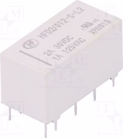 1 relè: elettromagnetico. Bobina: 12VDC 1A / 125VAC 3A. Modello: HFD2/012-S-L2. Elettromagnetico