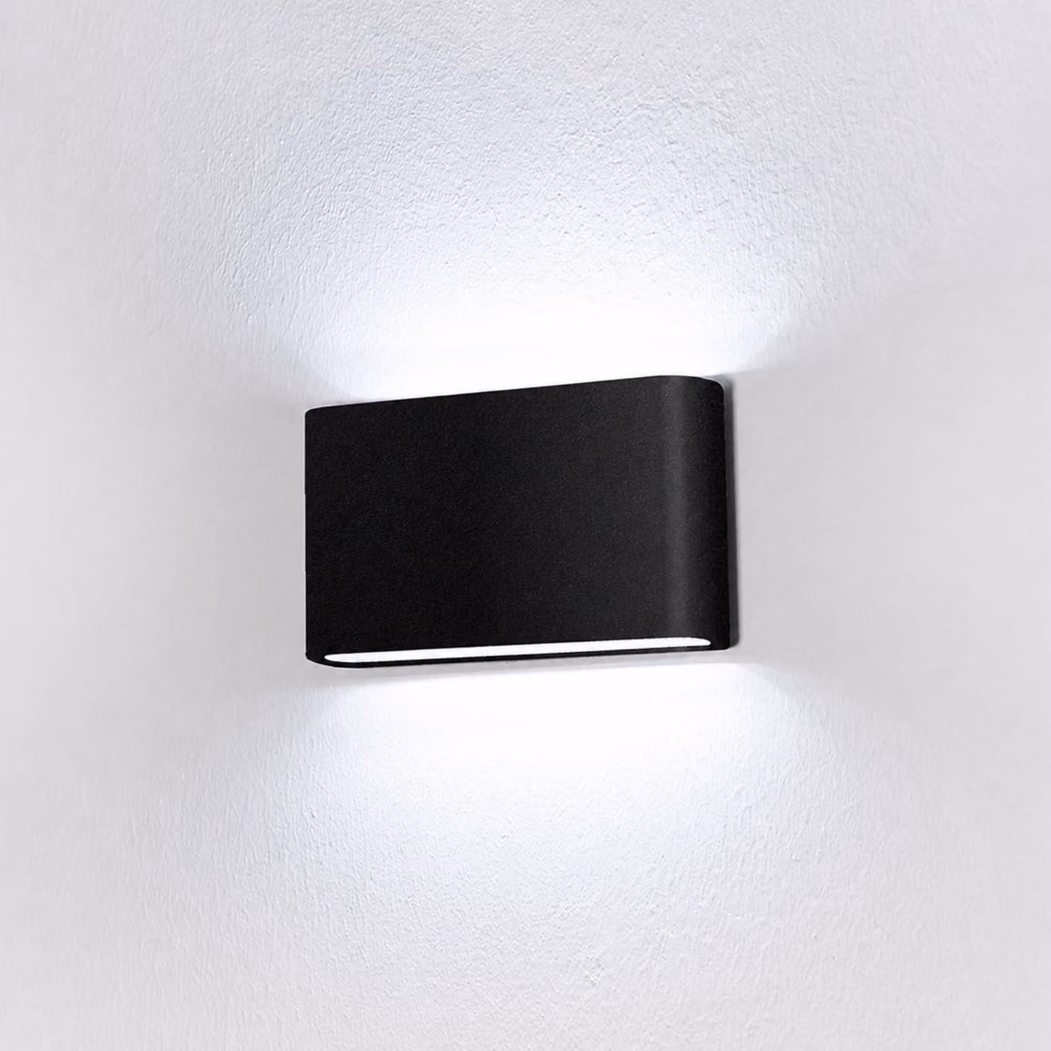 Lampada a parete LED, 6W, grado di protezione IP54, luce bianca fredda, colore nero