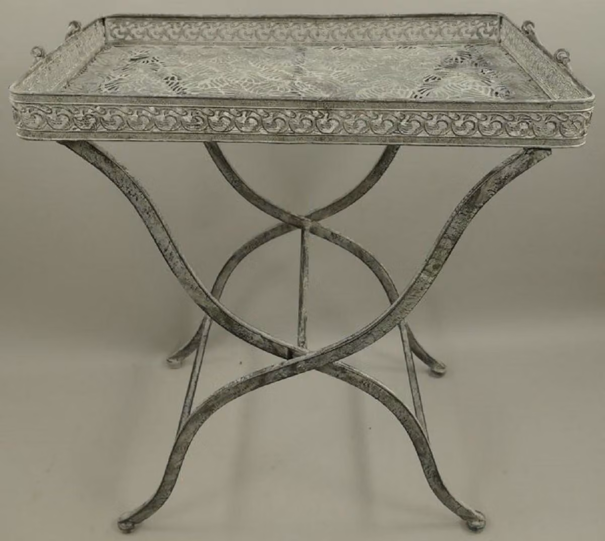 Casa Padrino Tavolo da giardino in stile liberty grigio antico 60 x 40 x h. 70 cm - Tavolo pieghevole in metallo con maniglie per il trasporto - Arredo Giardino e Patio