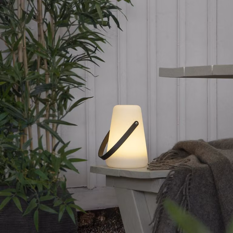 Lampada da esterno a LED, modello LINTERNA - luce LED bianco caldo - altezza: 20 cm - alimentazione a batteria - timer - per uso esterno