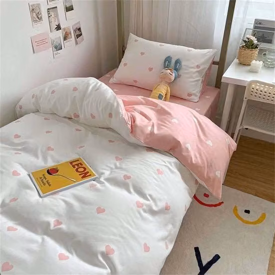 Set di Biancheria da Letto per Bambina JGS con Disegno a Cuori, Microfibra Traspirabile e Reversibile, Rosa e Bianco, L/P: 135 x 200 cm e 80 x 80 cm