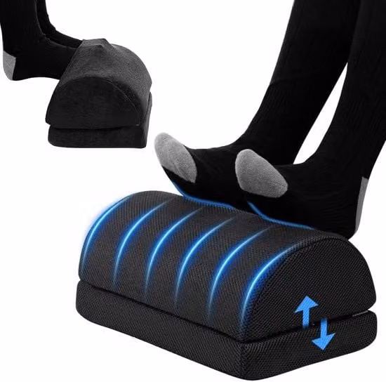 Poggiapiedi ergonomico Todeco con regolazione dell'altezza e rivestimento rimovibile in tessuto nero per ufficio e casa