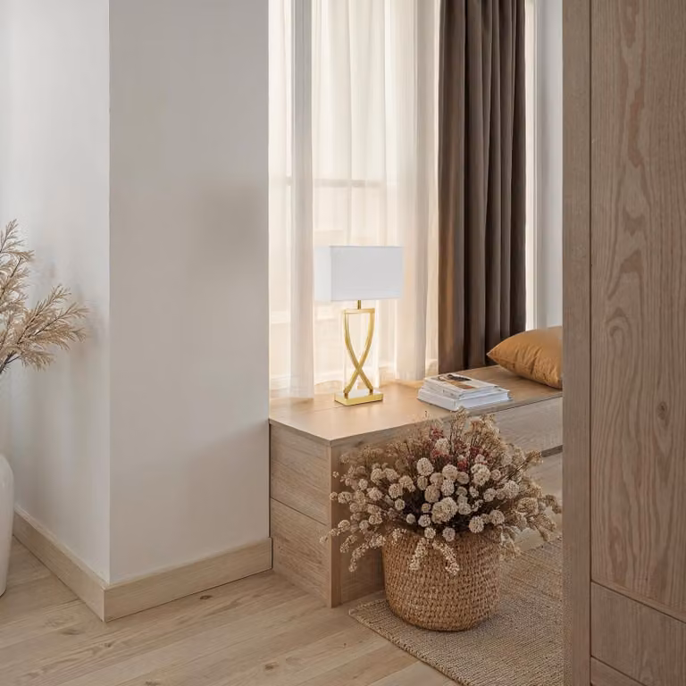Lampada da tavolo tectake moderna in metallo e tessuto color oro/ottone con paralume bianco, attacco E27, H: 27.0 cm, L: 12.0 cm, P: 6.0 cm