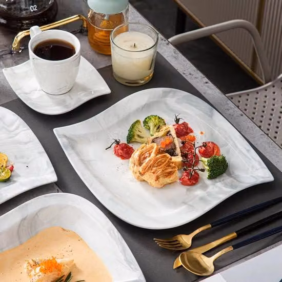 Set di Cenere - Servizio da Tavola in Ceramica - Piatto da Primo - Grigio Marmo - 60 pezzi - Completo di Piatti, Zuppa, Tazze e Piatti Fondo - Adatto per 12 Persone
