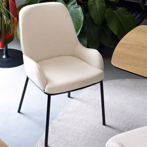 Sedia imbottita tessuto ed ecolpelle Flair - Connubia
