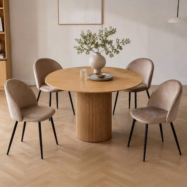 Set di 4 sedie da pranzo Achito DMORA in velluto, sedute imbottite moderne per ufficio o cucina, L: 51 cm, H: 82 cm, P: 54 cm, Grigio – 1