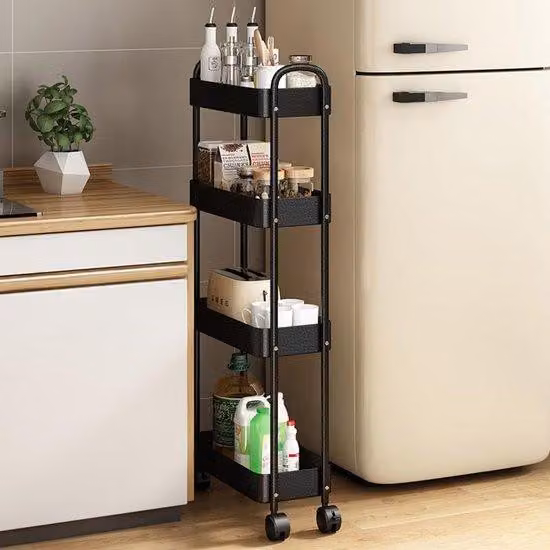 Azomor: carrello da cucina compatto con ruote e quattro ripiani, ideale per spazi ridotti