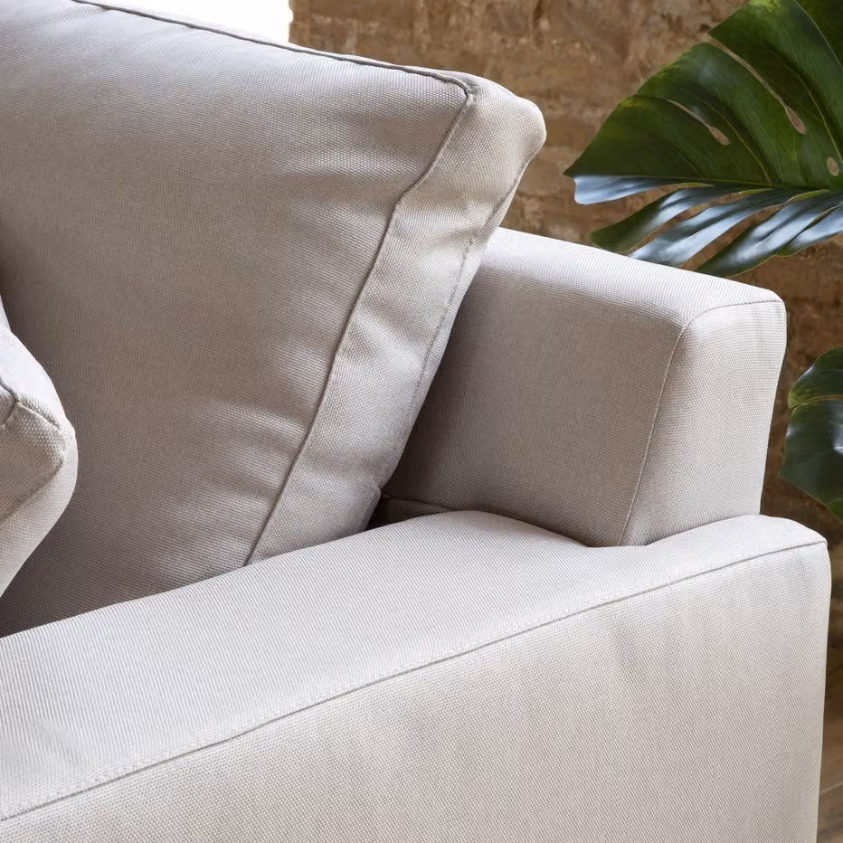 Divano letto Rabat Banak a 3 posti con chaise longue sinistra, imbottito in tessuto, struttura in legno e MDF, disponibile in nero o beige, L: 252 cm – 2