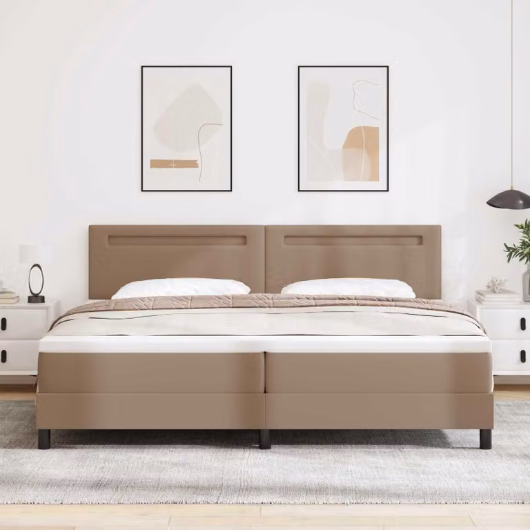 Letto matrimoniale con boxspring e testiera in ecopelle, color cappuccino, dimensioni 200 x 200 cm