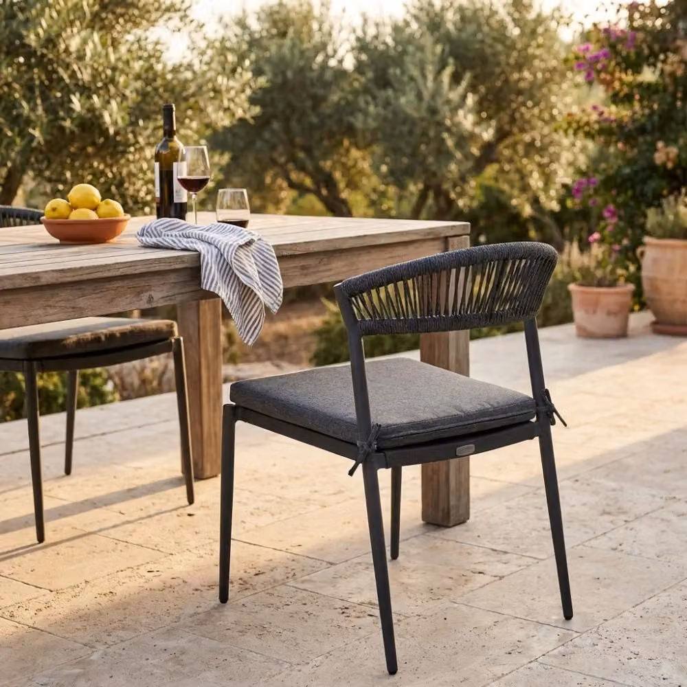 Sedia da giardino impilabile COSMA con cuscini in tessuto Textilene e struttura in alluminio verniciato a polvere, disponibile in bianco o antracite – 2